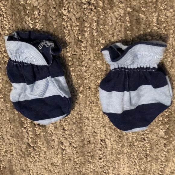 Baby Hats & Baby Mittens - Set of 5 Hats + 2 Mittens - Ducks - Cars - Gerber - Picture 8 of 8